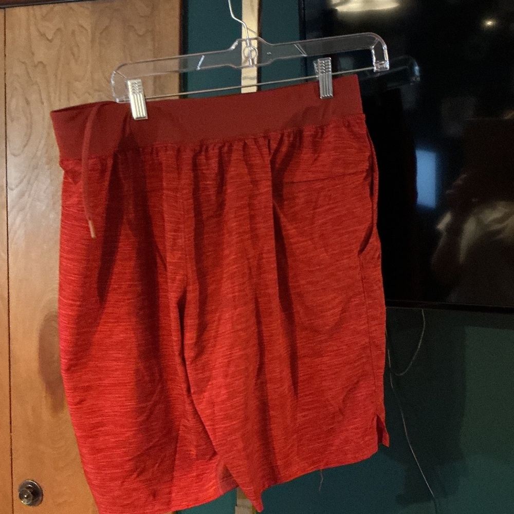 NWOT Lululemon Men's Pace Breaker Short 9" Size: Large - Picture 4 of 7